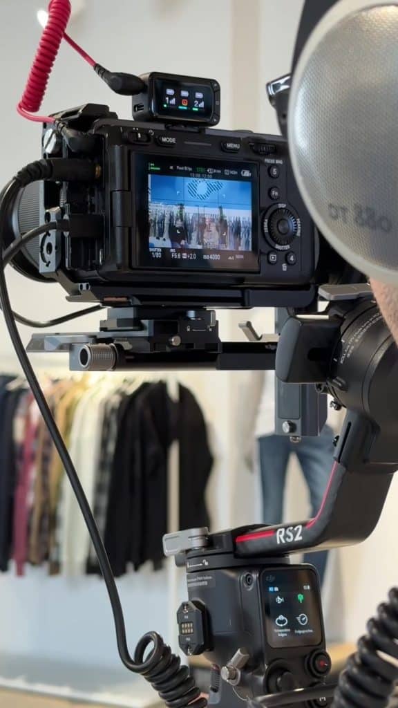 Super! Ces dernières semaines, il s'agissait d'emballer l'appareil photo